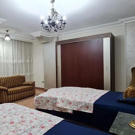 Comfy 2-Bedrooms Apartment In Cairo 44-2 Buitenkant foto