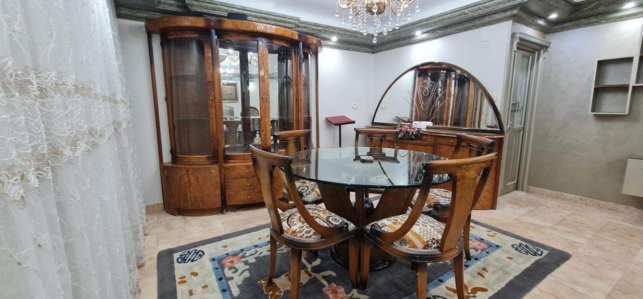 Comfy 2-Bedrooms Apartment In Cairo 44-2 Buitenkant foto